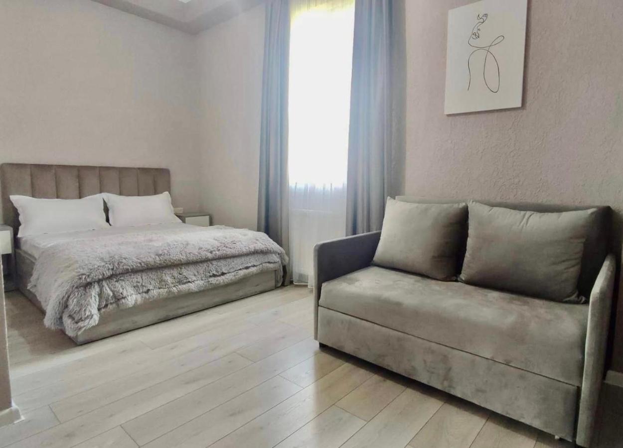 Guest House Nima Kʼutʼaisi Exterior foto