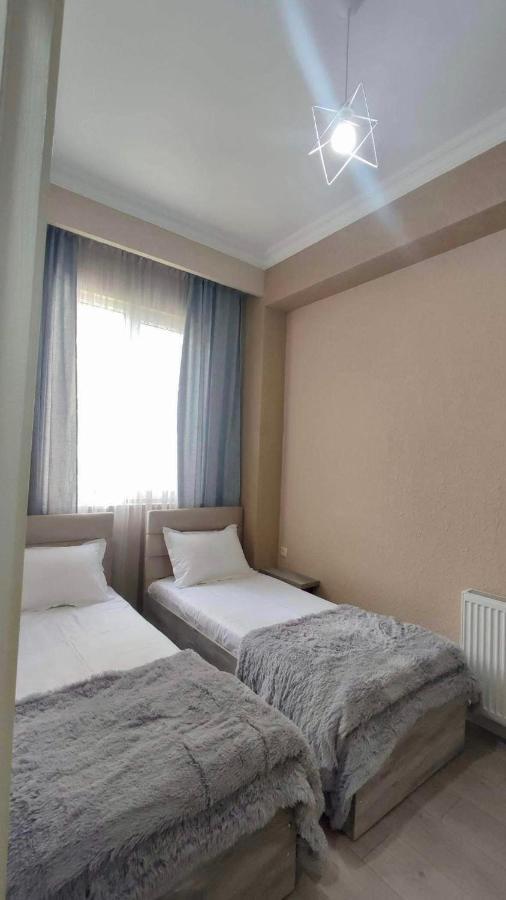 Guest House Nima Kʼutʼaisi Exterior foto